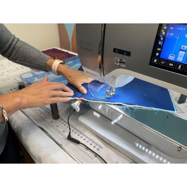 Sew Steady 18in x 24in table with Stitch Regulator Cut-Out for 7-serien