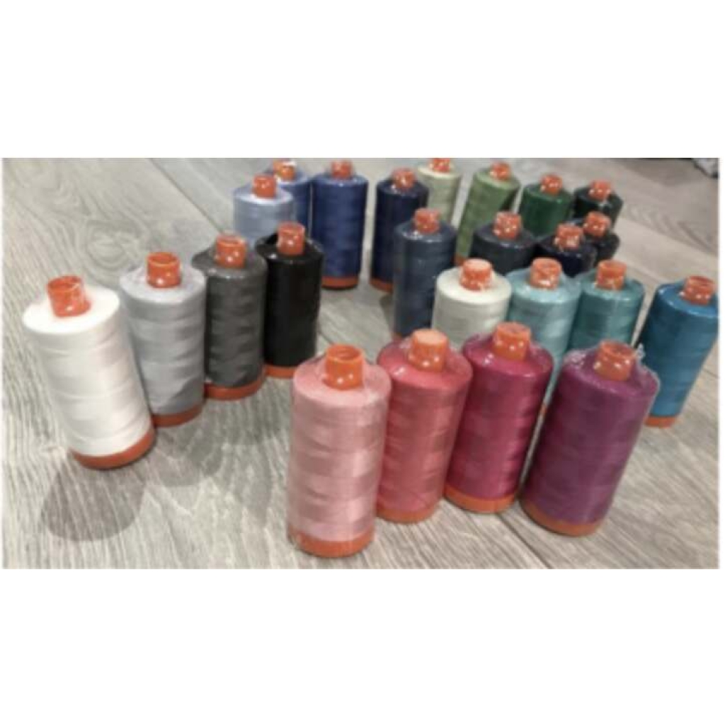 Aurifil klubb pakke 1 , Aurifil 50 wt trådklubb, få 4 x 1300m spoler tilsendt hver måned, inkl frakt. Pris pr måned kr 398,-