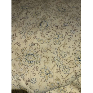 Bakstykke beige med blomsterswirl