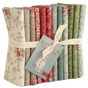 Tilda Merry Little Christmas Fat Quarter Bundle Blenders